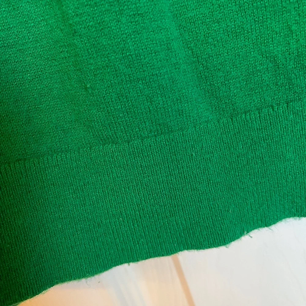 Talbots Green Knit Sweater‎ Bell Sleeves Back Button | Size M